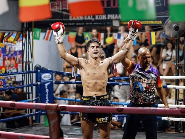 Victoire dans le ring — un moment qui ne dit rien de l'après